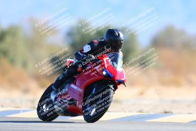 media/Jan-08-2022-SoCal Trackdays (Sat) [[1ec2777125]]/Turn 7 (1035am)/